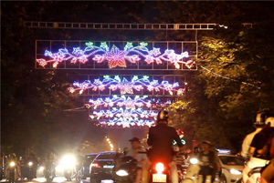 2015.11 Vietnam - Streetlights
